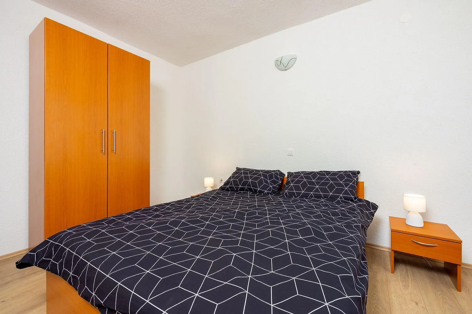 Modernes Apartment Nur 300 Meter Zum Strand Mit Meerblick, Pool, Grill - Hundefreundlich Novi Vinodolski