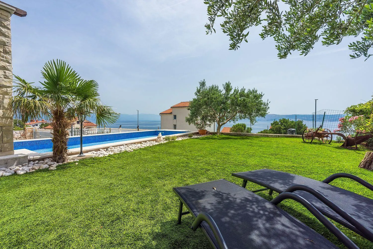 Modernes Apartment Nur 300 Meter Zum Strand Mit Meerblick, Pool, Grill - Hundefreundlich Novi Vinodolski