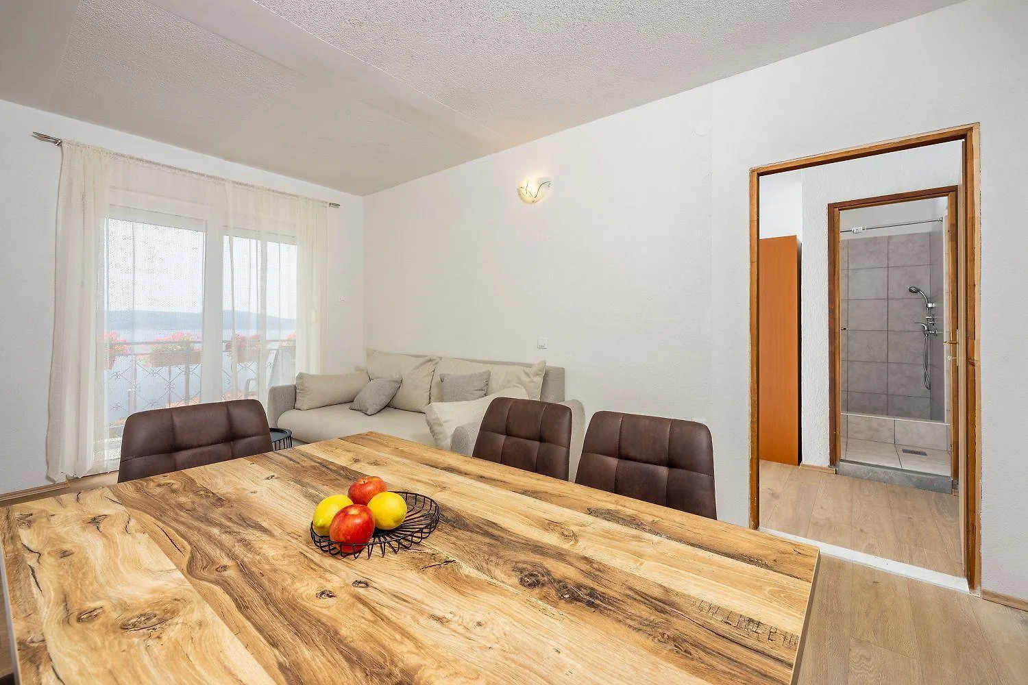 Modernes Apartment Nur 300 Meter Zum Strand Mit Meerblick, Pool, Grill - Hundefreundlich Novi Vinodolski Croatia