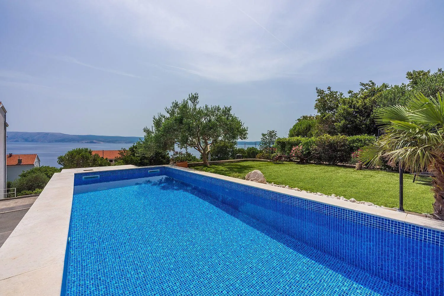 Modernes Apartment Nur 300 Meter Zum Strand Mit Meerblick, Pool, Grill - Hundefreundlich Novi Vinodolski 0*,  Croatia